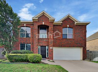 4825 Summer Oaks Ln, Fort Worth, TX 76123