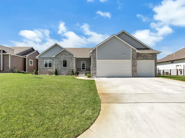 8419 W Coral St, Maize, KS 67101