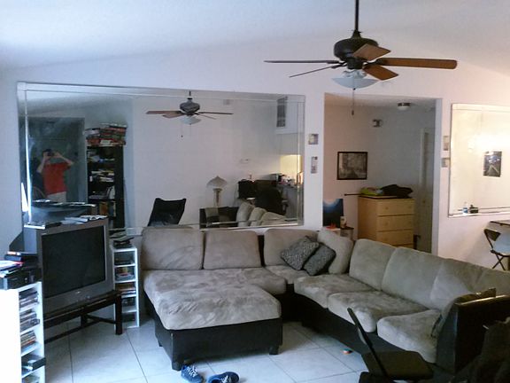 4th image of 3513 N Potter St
