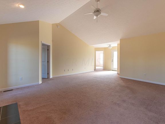 5th image of 920 Wesley Dr #A
