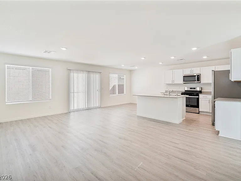 3366 La Cura Ave — Photo 2