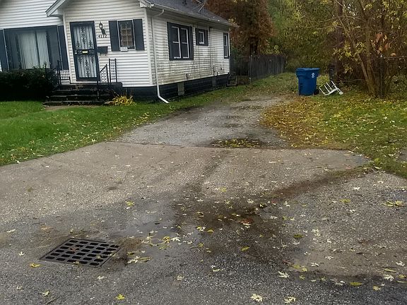 5th image of 4112 Louisiana St