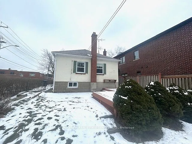 6 Hiawatha Pkwy #UPPER LEVEL — Photo 22