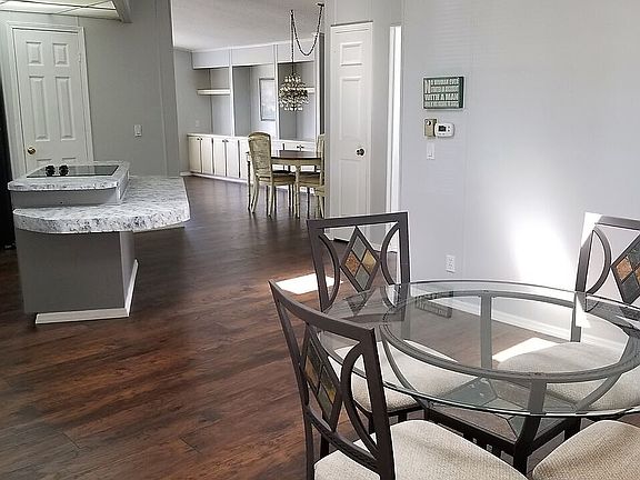5th image of 2046 Bayou Dr S