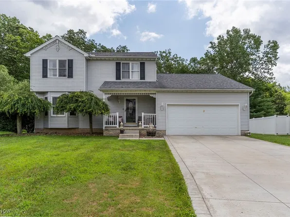 3481 42nd St, Canfield, OH 44406