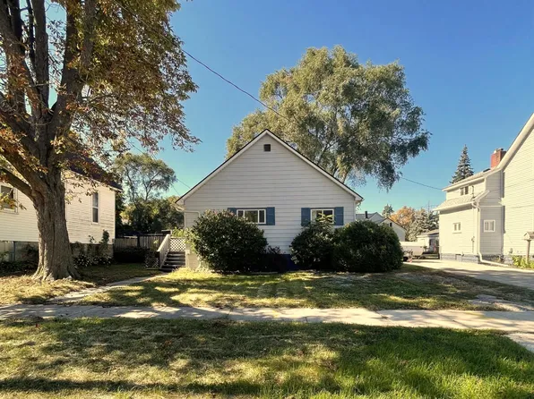1003 N Linn St, Bay City, MI 48706