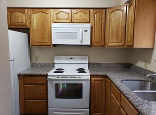 944 S Spring Rd, Westerville, OH 43081