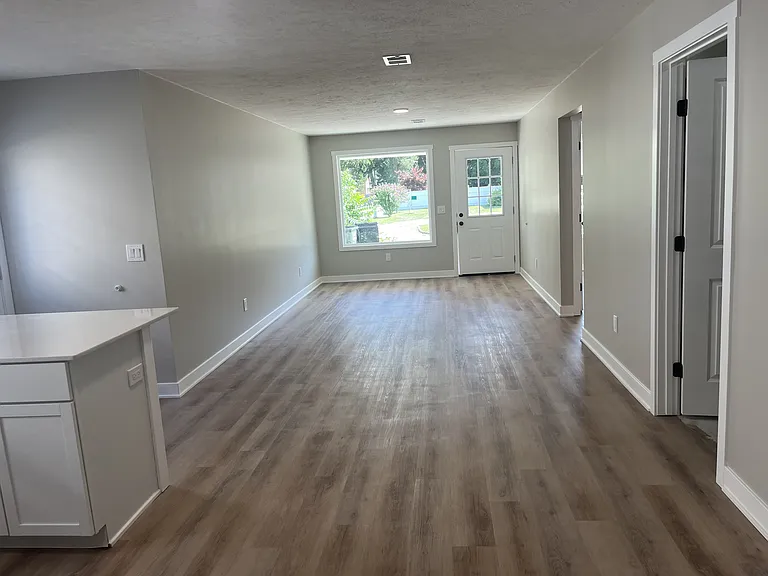 524 Oak Ave — Photo 7