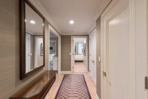 Sold by Nest Seekers International | media 28