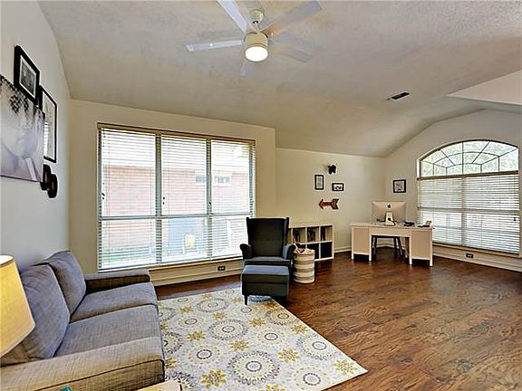 4th image of 6205 Bowin Dr