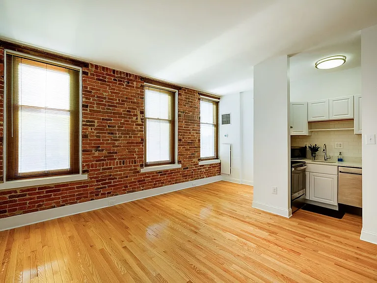 1615 Q St NW #610 — Photo 14