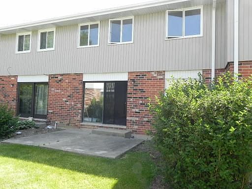 2nd image of 1750 Warwick Ct
