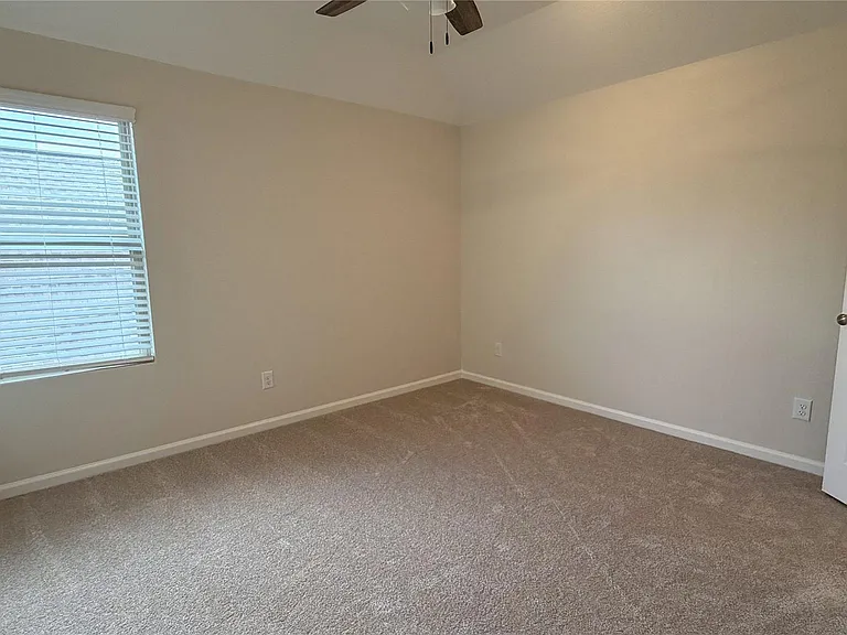 5089 Andorra Bend Ln — Photo 31