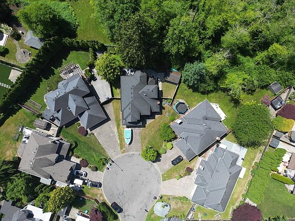 5th image of 14842 82a Ave