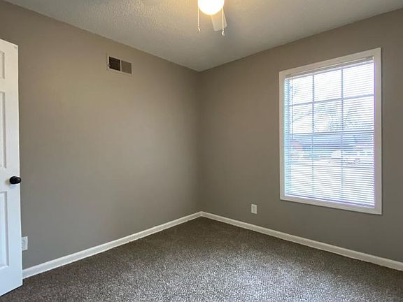 2nd image of 5062 Frankie Ln