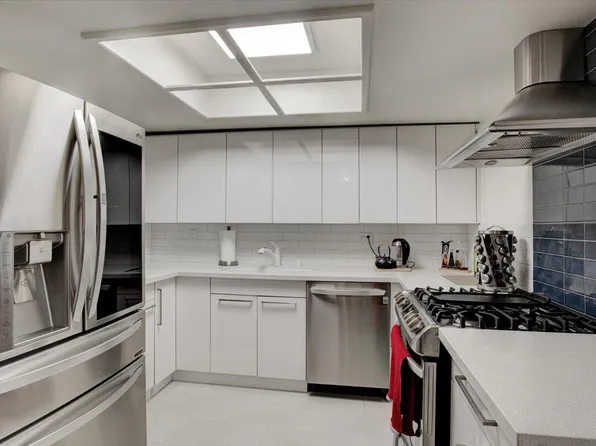 108 W Maple St Unit 27, Glendale, CA 91204