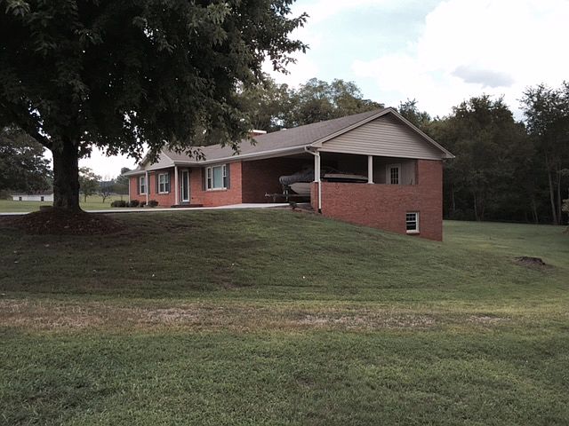 1st image of 295 Scenic View Dr