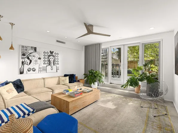 410 17th St, Brooklyn, NY 11215