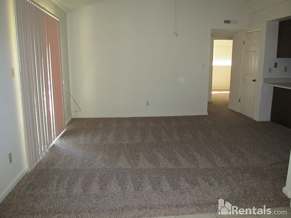 4th image of 6106 Peoria Dr