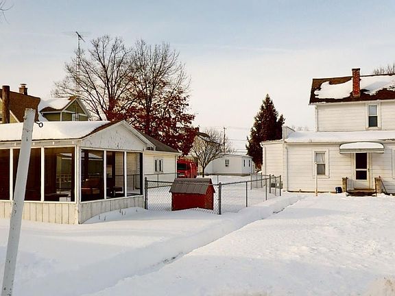 3rd image of 168 Walker St