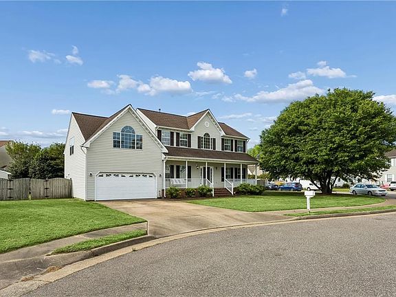 2nd image of 828 Essex Park Dr