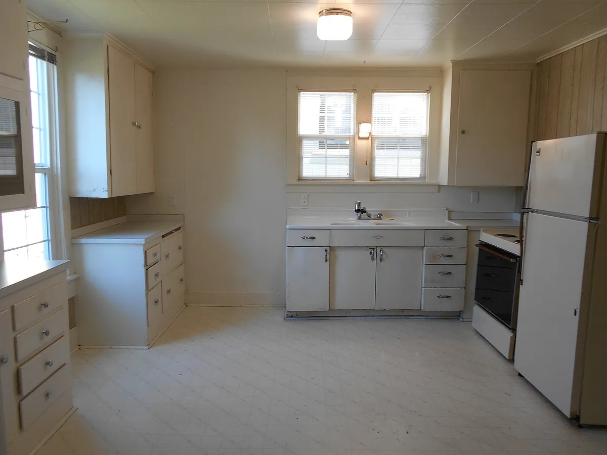 Building Photo - 2706 Humboldt St