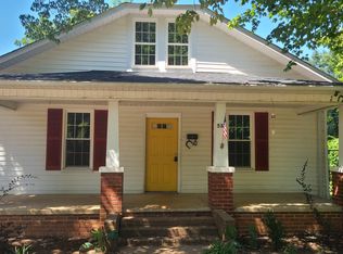 536 Woodlawn Dr, Statesville, NC 28677