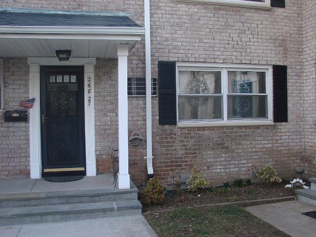 1st image of 26827 82nd Ave