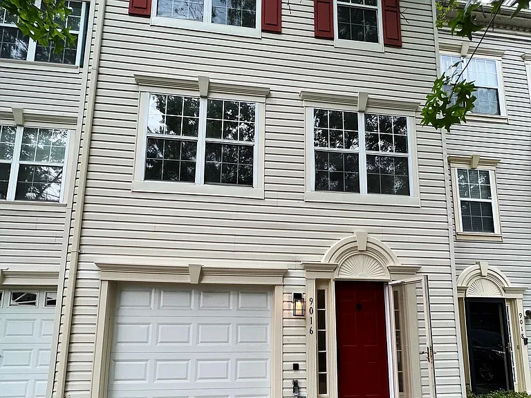 9016 Lake Largo Dr — Photo 16