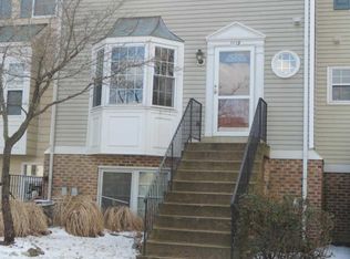 1119 Simsbury Ct, Crofton, MD 21114