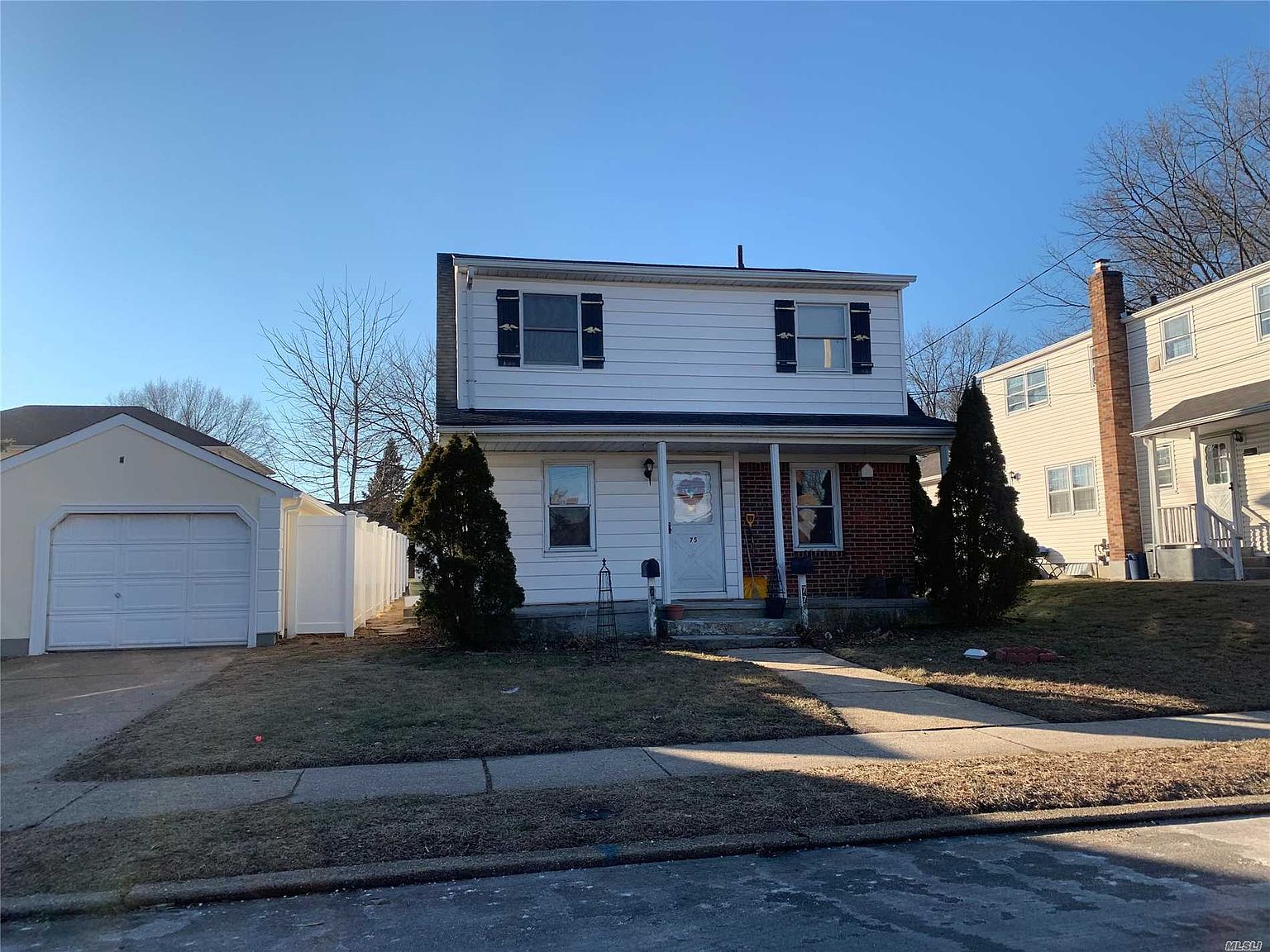 75 S Fulton St, Westbury, NY 11590 Zillow