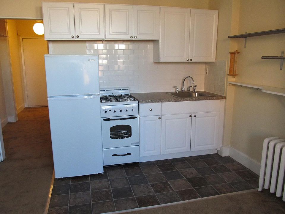 1st image of 719 Corinthian Ave