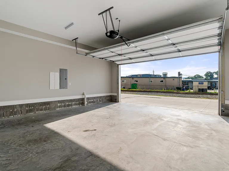 1705 Adams St — Photo 63