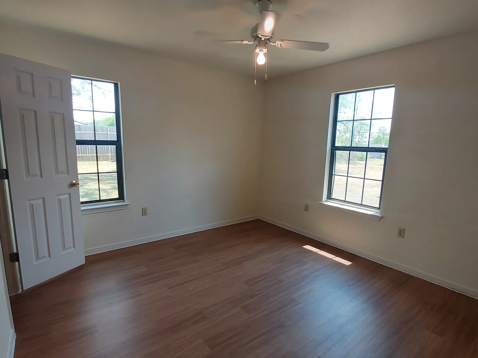2 bed, 789 sqft, $1,100 — Photo 4