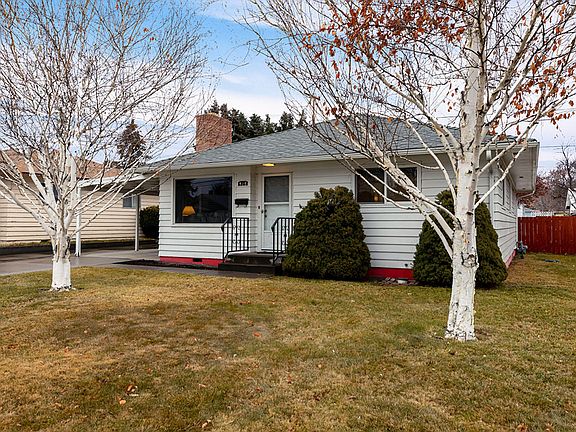 3rd image of 925 Washburn Way