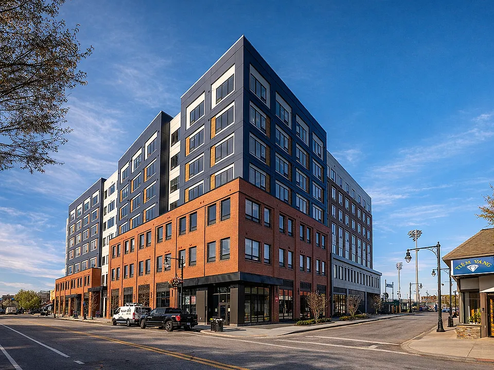 Building Photo 4