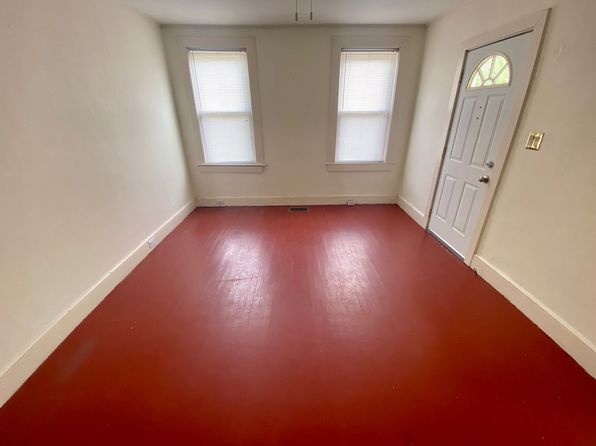 820 Holland Ave, Cayce, SC 29033