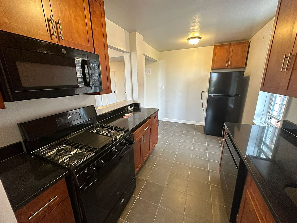 1st image of 8700 25th Ave APT 7S