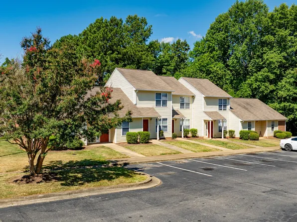 Maple Ridge Apartments