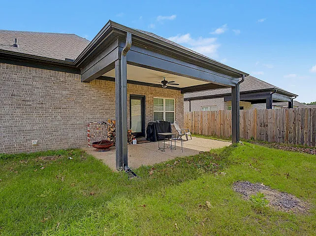 7494 Crosswinds Blvd — Photo 27