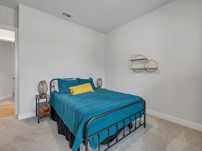 8517 Grenadier Dr — Photo 23