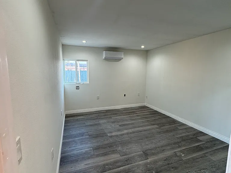 9287 Kewen Ave — Photo 27