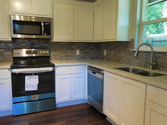 5th image of 6650 Forest Trail Cir