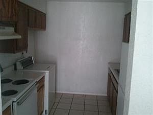 2nd image of 3610 Springlake Dr APT B4