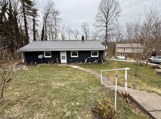 3201 Parkland Dr SW, Carrollton, OH 44615