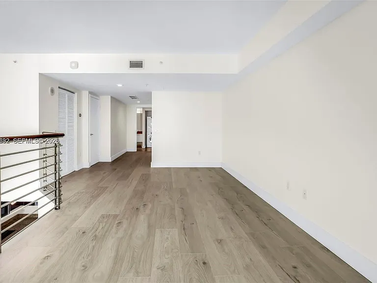 41 SE 5th St #1709 — Photo 17