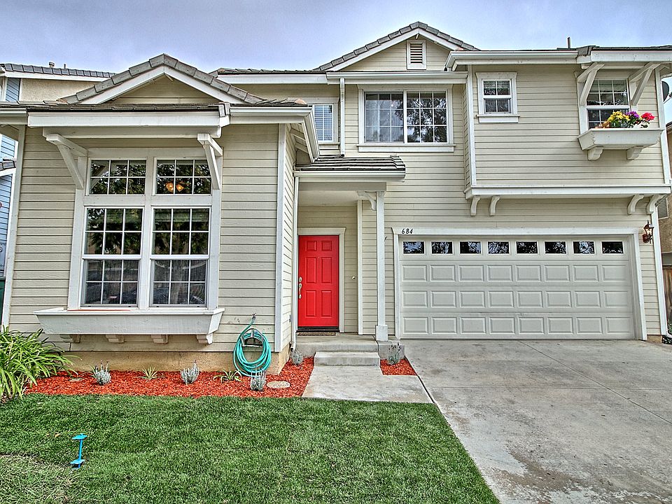 1st image of 684 Parrish Pl