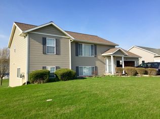 3187 Lady Slipper Dr SW, Wyoming, MI 49418