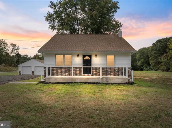242 Clayton Ave, Monroeville, NJ 08343