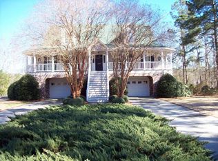 204 Plantation Dr, Manning, SC 29102